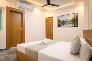 Sunderia Hotels Vrindavan - 1