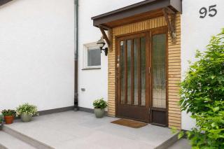 Luxury Renovated Villa 4BR 15min to Stockholm - 9