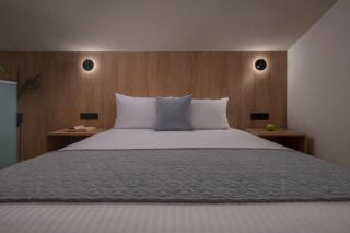 Danae Luxurious Residences- 4 min walk from beach - 5