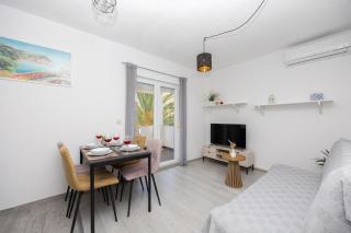 Apartment Complex Jelena - 2