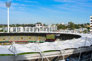 Boho Retreat Apartment - Walk to Gabba Stadium - Free Parking - 9