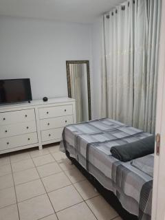 Apartamento simples e central - 1