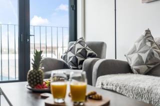 Stylish 2BR LIVERPOOL APARTMENT - 2