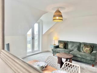 Beautiful 2 bed room apartment with sea view - 1