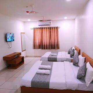 Hotel Marigold Vasad - 2
