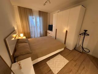 City Mall Urban Home - 5