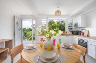 Bas de villa chaleureuse avec piscine privée - 0