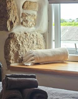 Cosy Cornish Cottage near Minack Theatre and SWCP - 4