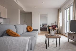 Modern Downtown 2BR Apartment & Sauna - 1