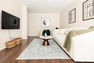 Olive Stays 4 Apartament Prishtina - 9