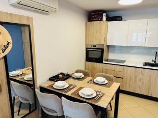 Garden Palace Umag - Salt & Sea Apartment with Terrace - 5