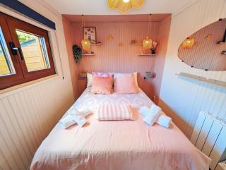 Le Chalet 48 au bord du lac avec piscine & parking gratuit - mer et centre ville à moins de 5 minutes en voiture - 5