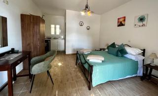 Poseidon Beach Bar & Restaurant Apartments - 8