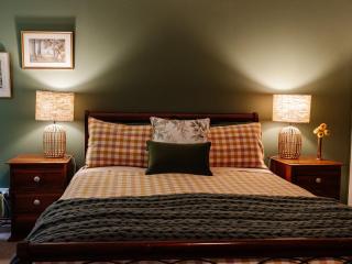 Green Gables Bed and Breakfast - 7
