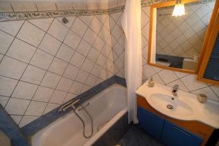 Spacious 2 Bd Balcony Apt in Preveza - 1