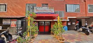 Blooms Stay Inn - 6