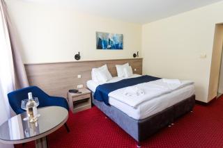Hotel Mediterran - 1