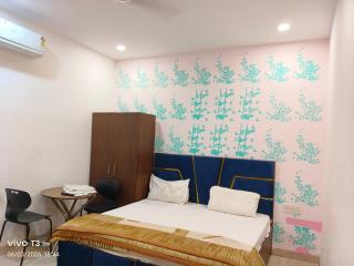Staylo Hotel Shiva - 3