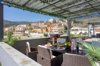 Riva Luxury Seafront - 5