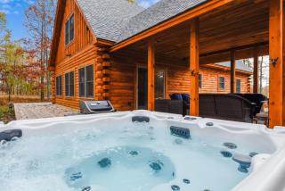 Modern Cabin with Hot Tub and Outdoor Fireplace - 8