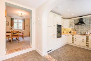 The White House, Tunstall - 4
