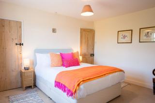 The White House, Tunstall - 1