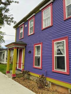 The Bruce House in Shelburne, Nova Scotia - 9