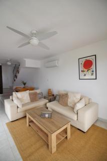 STAY Kissonerga Sea View Maisonette - 8