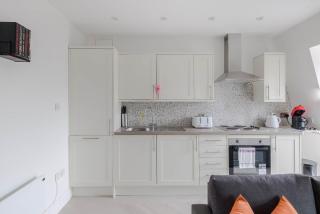 Top Floor 1-Bed - Balcony - Fitzrovia - Sleeps 4 - 4