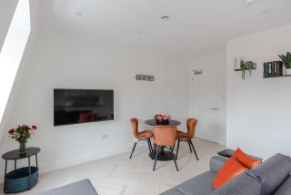 Top Floor 1-Bed - Balcony - Fitzrovia - Sleeps 4 - 5