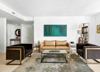One Bedroom Condo with Panoramic City Views - 6
