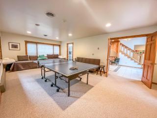 Luxury Expansive Lakefront Newly Renovated - 1