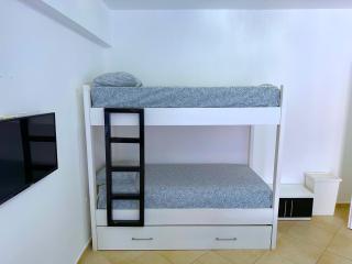 Charming and central - Sleeps 6 - 3