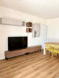 Sun Apartment - Bright with Sunny Terrace - 6
