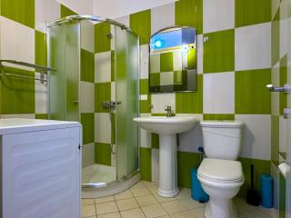Charming and central - Sleeps 6 - 9