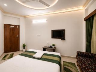 HOTEL SEA VIEW SHREE GHR-PURI , Near Light house Beach- Golden Beach And Shree Jagannath Temple , Fully Air Condationed Rooms ,Wifi , Lift , Restaurant And Free Parking , near hotel The Damodar Palace BEST LOCATION IN PURI - 4