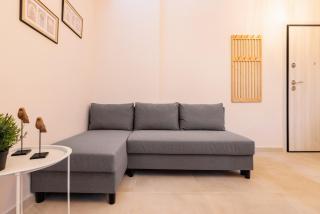 F & B Collection - Flat for 5 - 5
