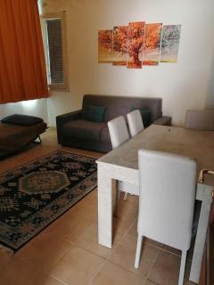 Albenga Liguria appartamento con 2 terrazzi e giardino 8 posti letto - 4