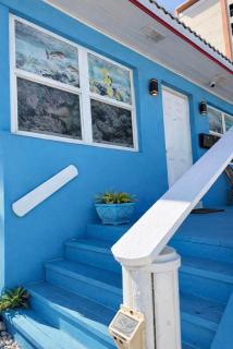 The Dock House - 5