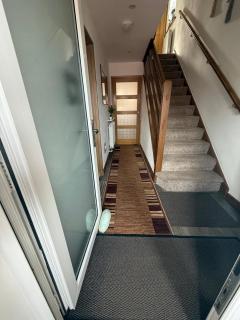 16 Bentley Road - Uttoxeter, Comfortable accommodations, KING ROOM and DOUBLE ROOM, SHARED SHOWER ROOM, NO BREAKFAST, NO WIFI - 4