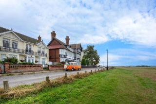 6 Bed in Southwold oc-flgr - 9