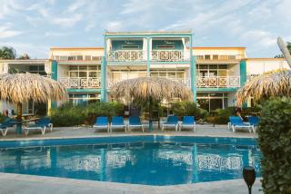 Bonaire Oceanfront Apartments - 8