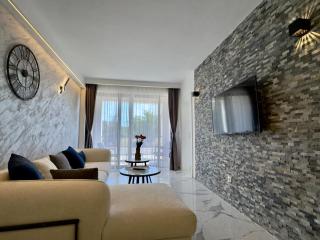 Aluna Stay - 8