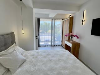 Aluna Stay - 2