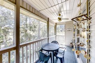 Pinehurst Condos, Unit 6-J - 6