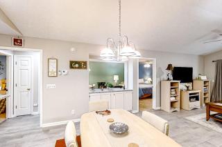 Pinehurst Condos, Unit 6-J - 2