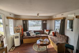 Charming chalet just steps from the sea - 9