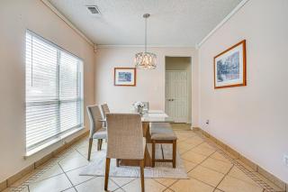 Arlington Home: Pool Oasis Near AT&T Stadium - 2