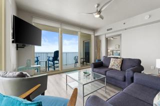 Shores of Panama 20th Floor Condo, Oversized Balcony, Sunset Heaven! - 5