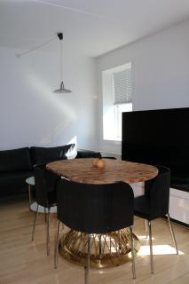 Aurora Studio Apartments - 2